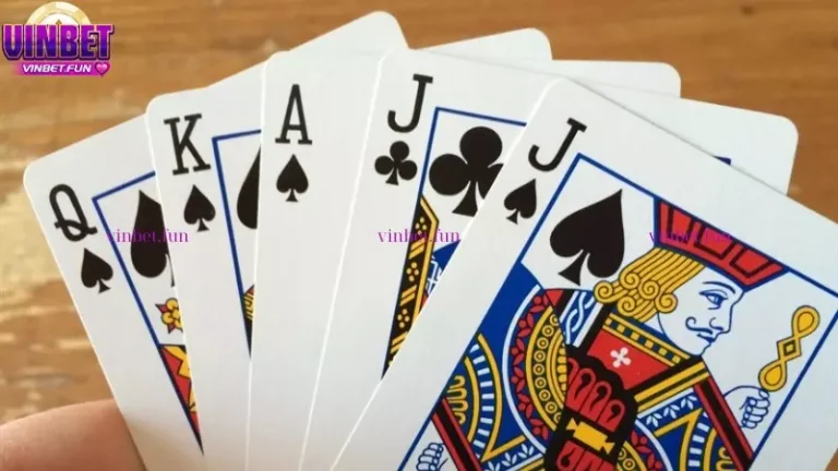 Chơi bài Liêng Online Vinbet
